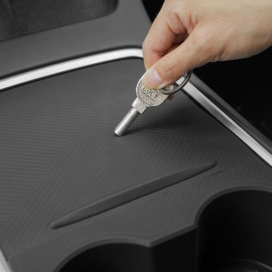 [ Glue-Free Instalation ] 1 Set Center Console Silicone Wrap Kit with Car Cup Holder for Tesla Model 3 2021-2023 / Model Y 2021-2024 Car Storage Organizers Car Storage Bag