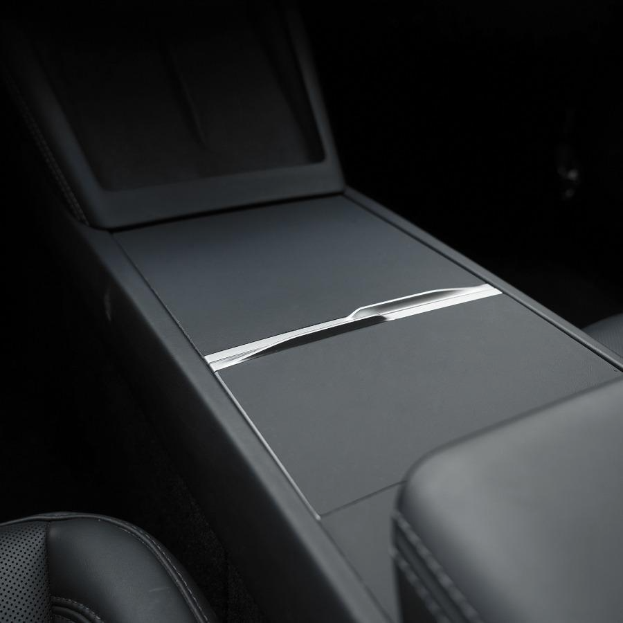 [ Glue-Free Instalation ]For Tesla Model 3 Highland 2024 2025 & Model Y Juniper 2025 Accessories Center Control Panel Silicone Protective Pad, Non-Slip and Wear-Resistant, Protects the Center Control Panel and Increases Aesthetics