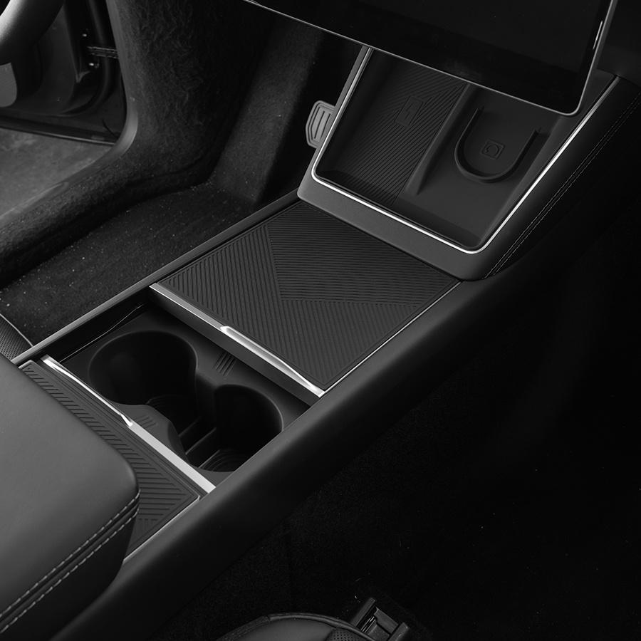 [ Glue-Free Instalation ] Tesla 2025 2026 Model Y Juniper & 2024 2025 Model 3 Highland Central Control Interior Silicone Modification Accessory for Enhanced Aesthetics