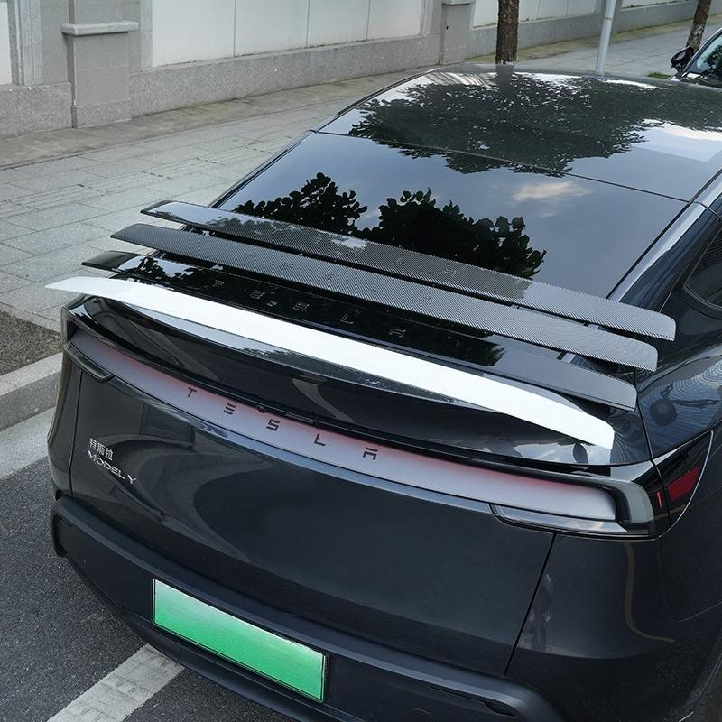 Carbon Fiber TextureTailgates Trim Compatible for Tesla Model Y Juniper 2025 2026 Rear Tail gate Door Trunk Lid Molding Cover Trim Exterior Car Accessories ABS 1PCS